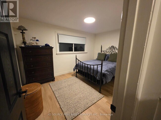 Photo du bâtiment - 631 Mary St N