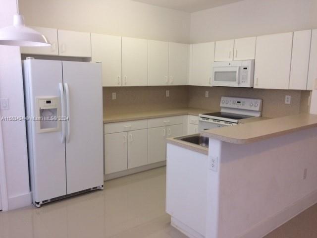 Foto del edificio - 10923 NW 79th St