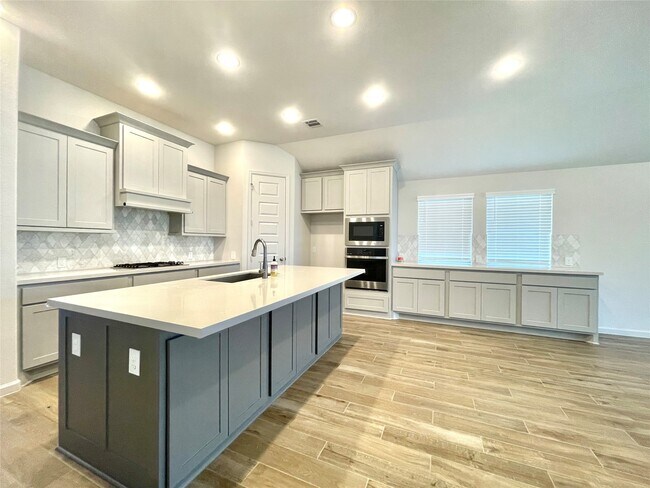 Foto del edificio - 9307 Crescent Mill Dr