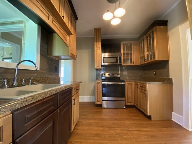 Foto del edificio - 1117 Berkshire Rd