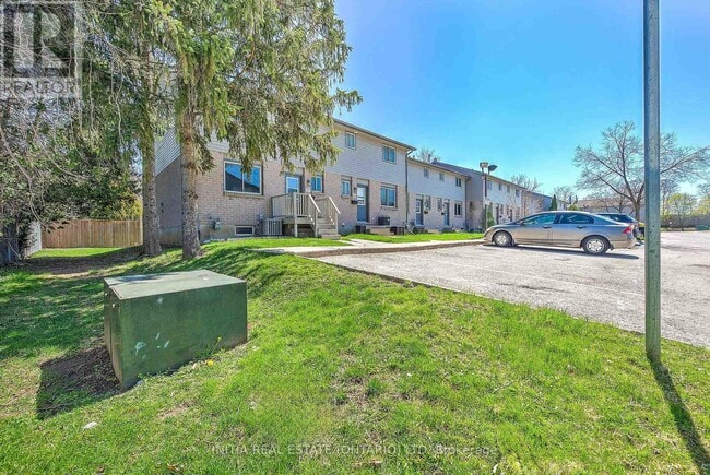 Photo du bâtiment - 490-490 Third St