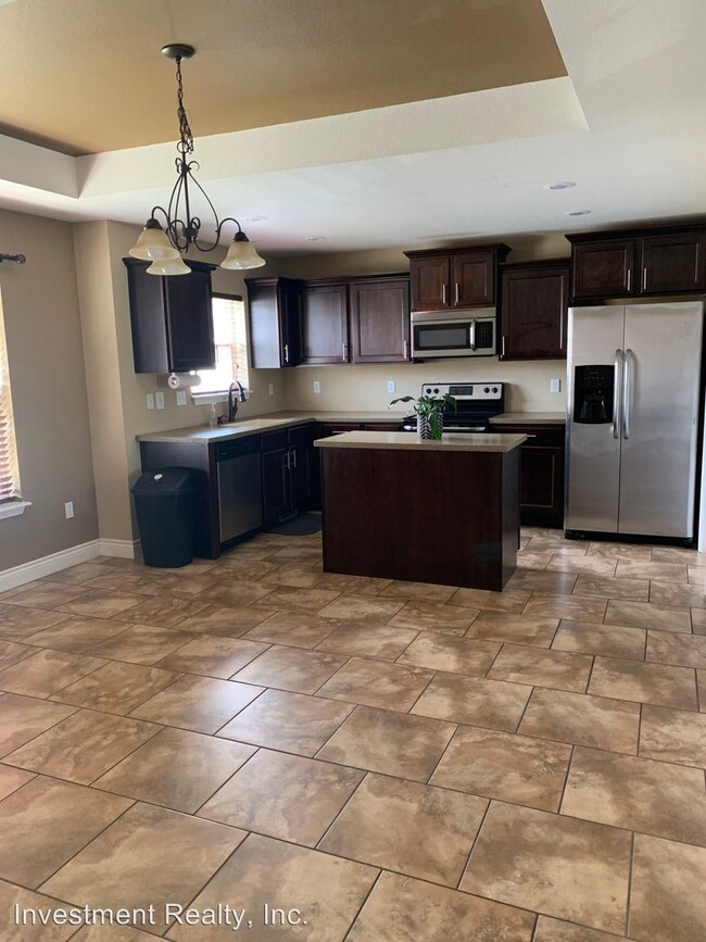 Building Photo - 4 br, 3 bath House - 16218 Hershey Rd