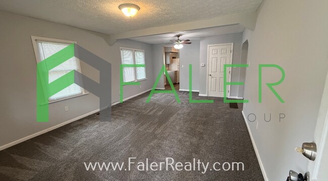 Foto del edificio - Adorable 2-Bedroom Bungalow