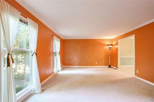 Building Photo - 4624 Mountain Creek Dr