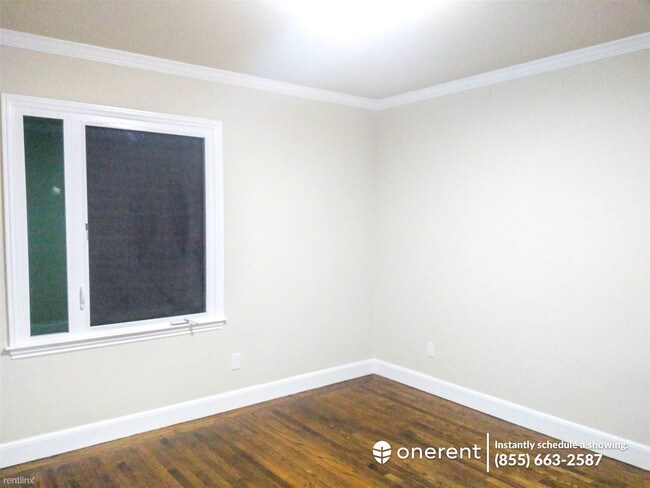 Building Photo - 363 Stoneford Ave