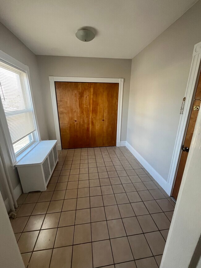 Foto del edificio - 16 Pleasant St