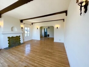 Building Photo - 1362 Lucile Ave