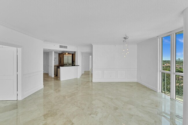 Foto del edificio - 111 SE 8th Ave