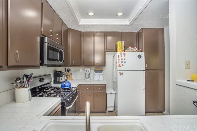 Building Photo - 50 Abrigo-