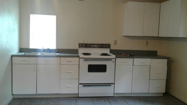 Foto del edificio - 1207 E Canby St