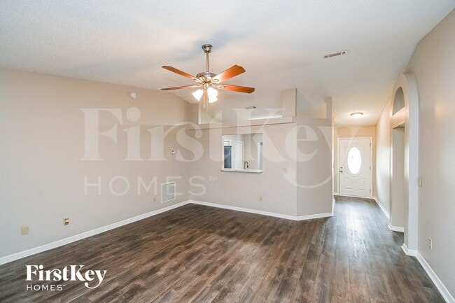 Building Photo - 12450 Harbor Winds Dr N