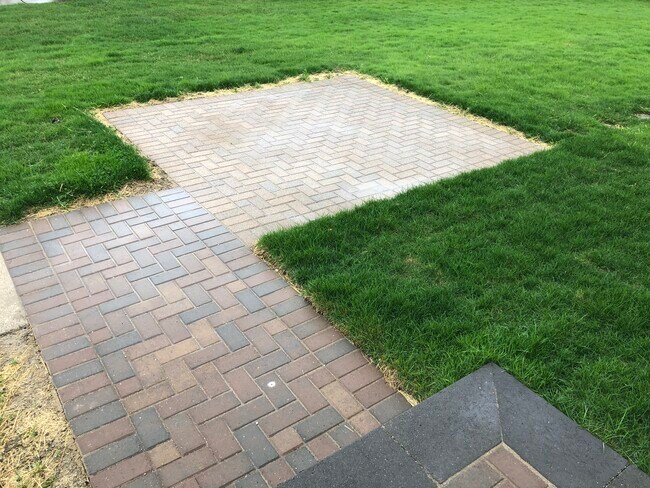 Building Photo - 31651 Couchez St