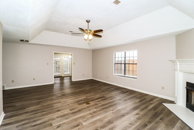 Foto del edificio - 6842 Theda Cove
