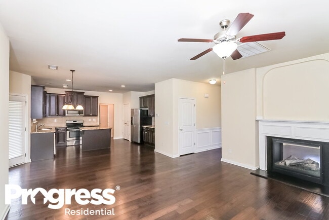 Building Photo - 4710 Cabrini Pl