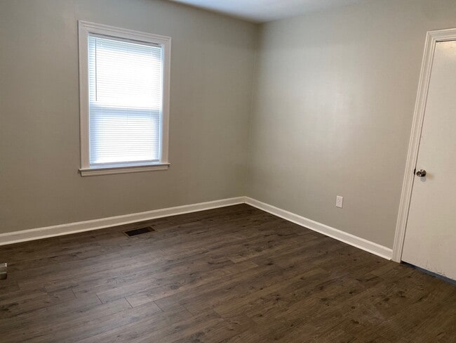 Building Photo - 607 Arlington Ave