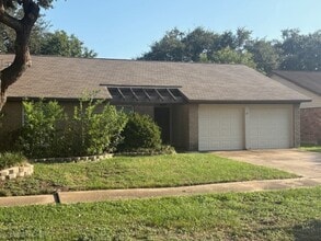 Building Photo - 22419 Deville Dr