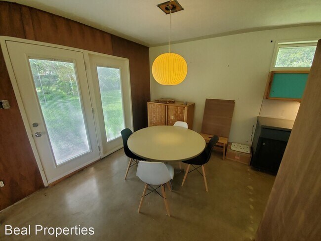 Building Photo - 2 br, 1 bath House - 304 Crescent Dr