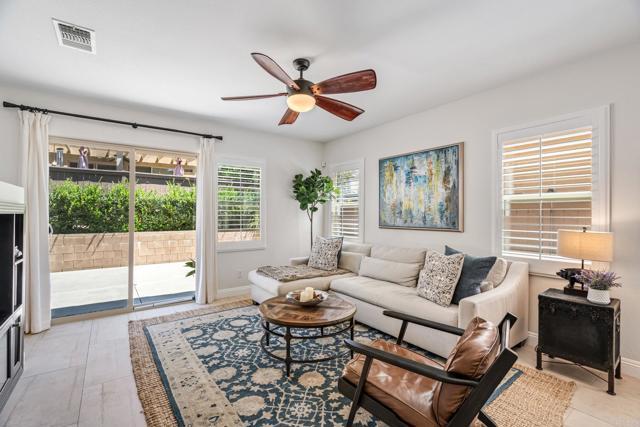 Foto del edificio - 2175 Honeybee St