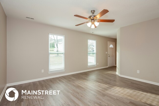 Building Photo - 1539 Jeffrey Bryan Dr