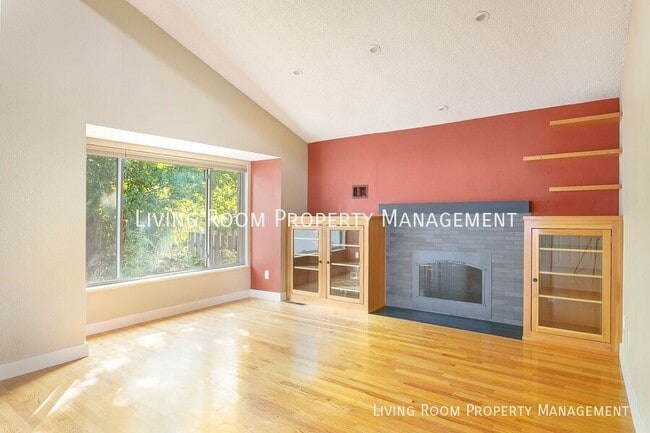 Building Photo - 11315 SW 51st Ave