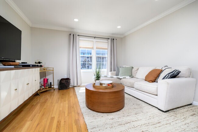 Foto del edificio - 28 3rd St