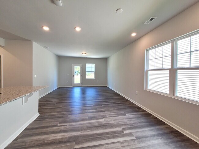Foto del edificio - Stunning Lennar Home in Copley Farm Featuring Modern Upgrades, Smart Home Technology & Resort-Sty...