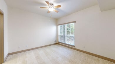 Interior Photo - Barton Creek Landing