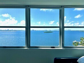 Building Photo - 11930 N Bayshore Dr