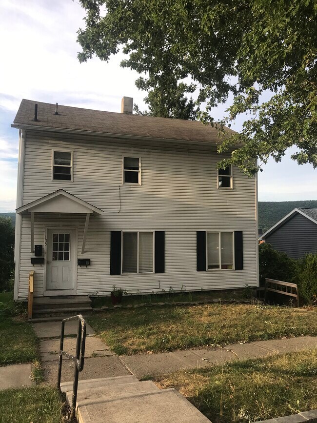 135 W 1st St Unit 1, Corning, NY 14830 Apartments in Corning, NY