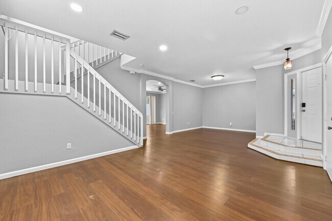 Foto del edificio - 5049 Starblaze Dr