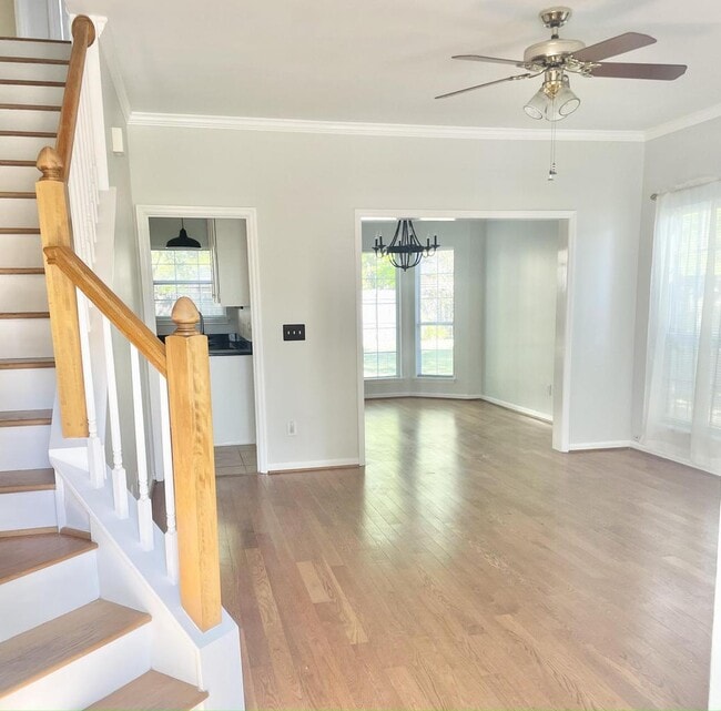 1st Living Room - 1986 Treebark Dr