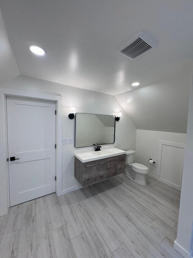 Foto del edificio - Unicorn Unit