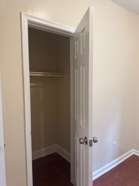 Foto principal - 1106 Queen St NE