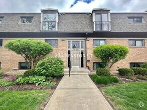 Building Photo - 230 Kenston Ct