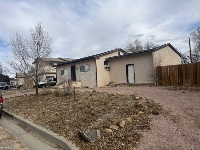 Building Photo - 2 br, 1 bath House - 2602 Lambert Ave