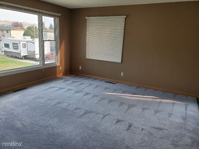 Foto del edificio - 4 br, 1.5 bath House - 1011 19th Street