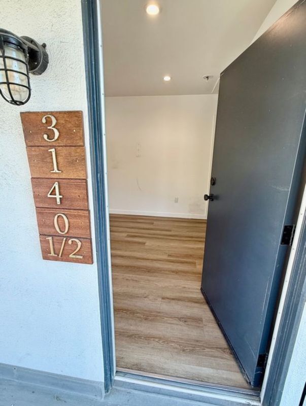 Foto del edificio - 3140 Cazador St