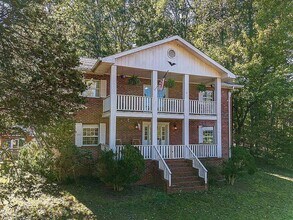 Building Photo - 1679 NC-175
