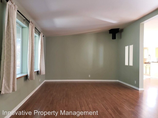 Foto del edificio - 3 br, 2 bath House - 15984 S. Leland Rd.
