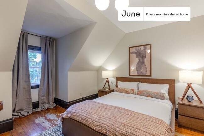 Building Photo - Room in Shared 5 bed/2 bath home in Allston