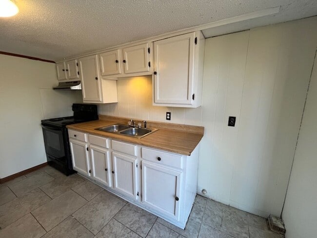 Foto del edificio - Renovated 1 Bedroom 1 Bath Loft for Rent!!