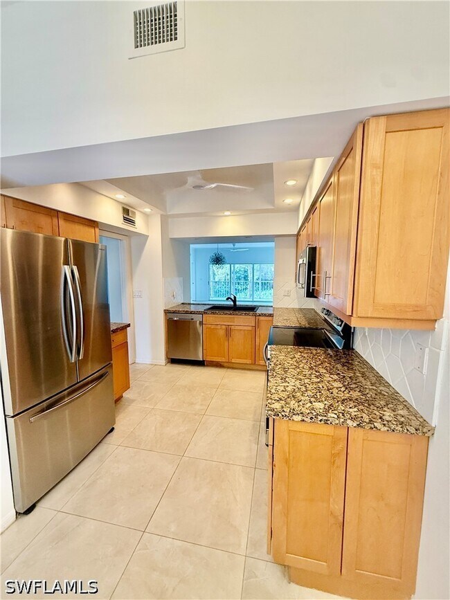 Foto del edificio - 322 Sugar Pine Ln