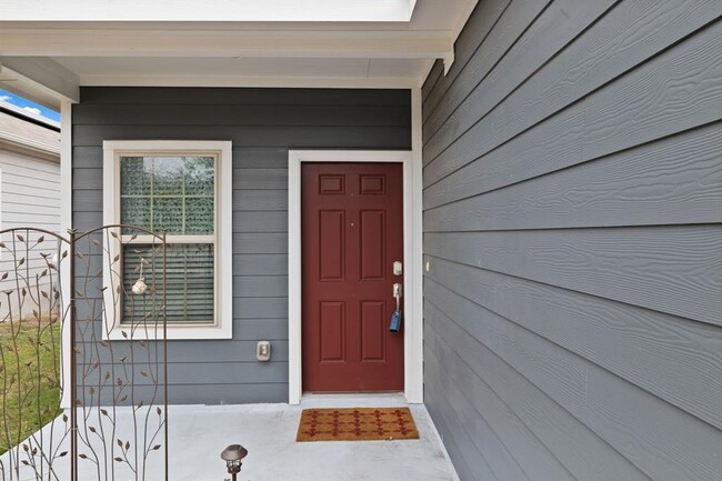 Foto del edificio - 7116 Spirit Hill Rd