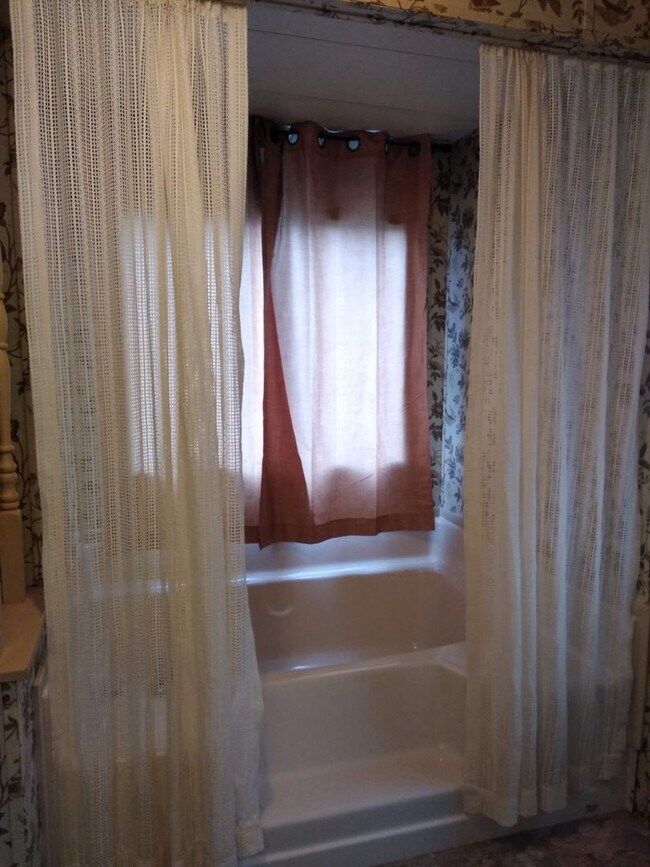 Foto del edificio - 2 bed 1 bath for rent
