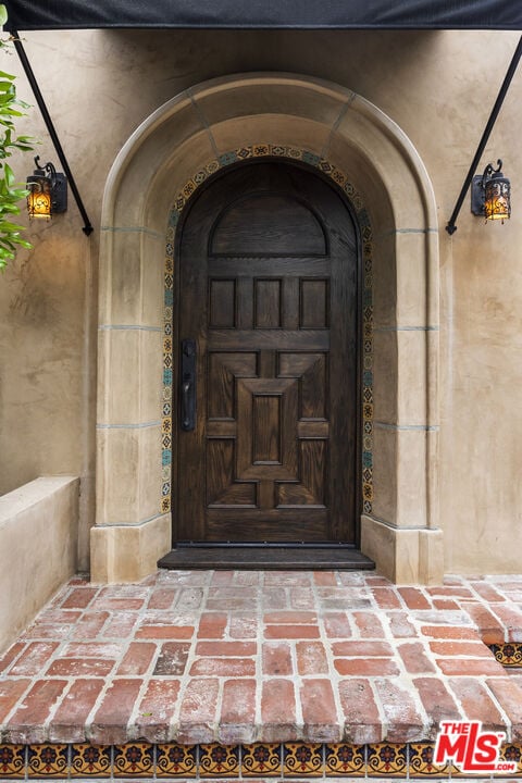 Foto del edificio - 435 Westmount Dr