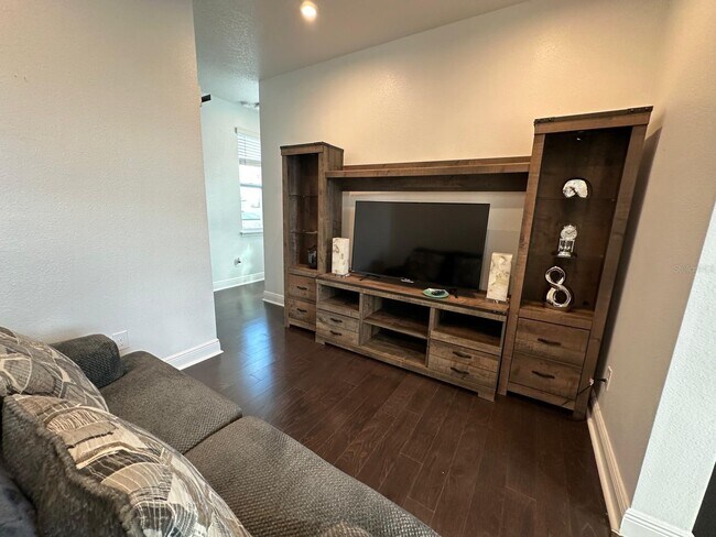 Building Photo - 8941 Sperry St