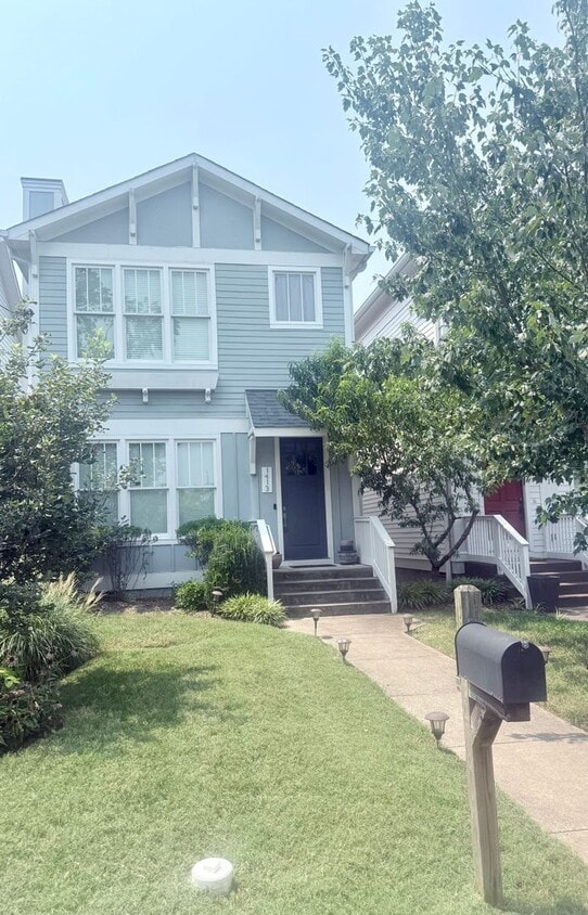 3 bedroom/2.5 baths - 3 bedroom/2.5 baths