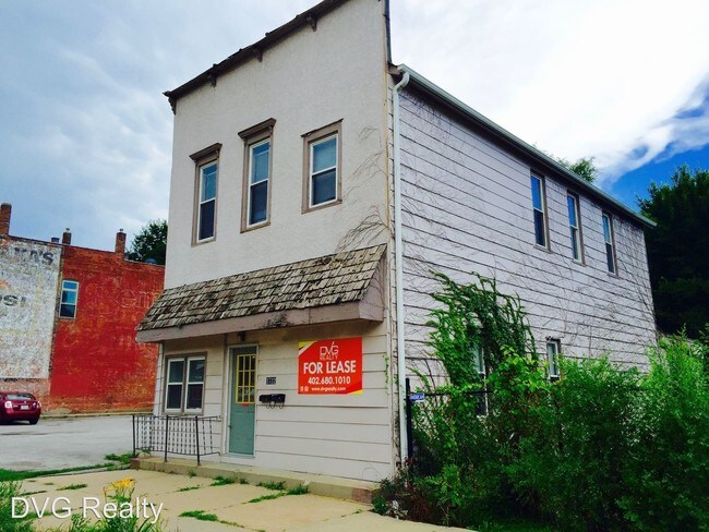 Building Photo - 1722 S 13th St