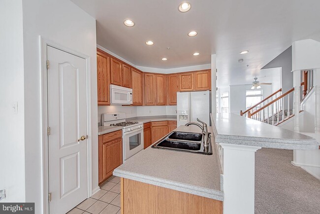 Building Photo - 10229 Brighton Ridge Way