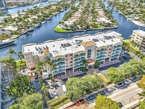 Building Photo - 201 Golden Isles Dr
